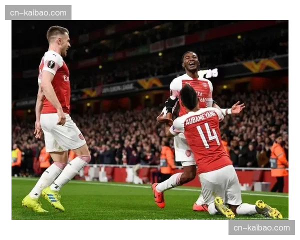 英超“彩虹鞋带”活动再度启动，倡导赛场内外的包容与平等